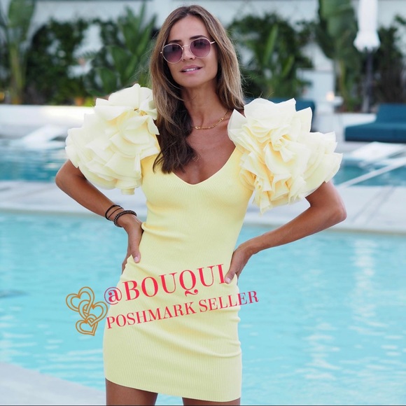 BLOGGERS FAV ZARA CONTRASTING MINI KNIT DRESS - Picture 14 of 16